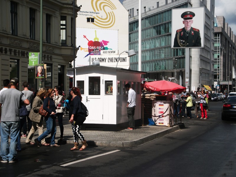 Checkpoint Charlie (zezadu)